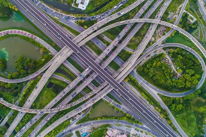 Q2 Strategic Income Outlook: Everything Everywhere All at Once